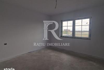 Casă cu 4 camere cu Teren 844 Mp în Nufărul - 11