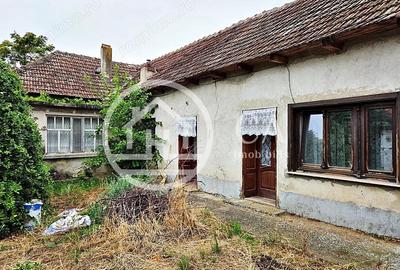 Casa de vanzare cu 4 camere si teren de 1520 in satul Batar, Bihor - 4