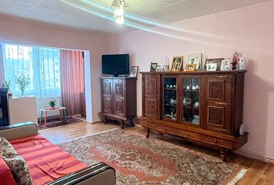 Apartament cu 4 camere decomandat în Central - 4