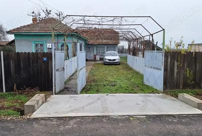 Casa de vanzare Vasilati Calarasi cu teren 2632 mp - 1