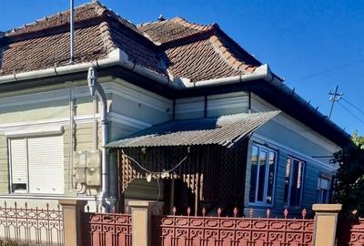 Casă cu 3 camere în Leorinț - 2