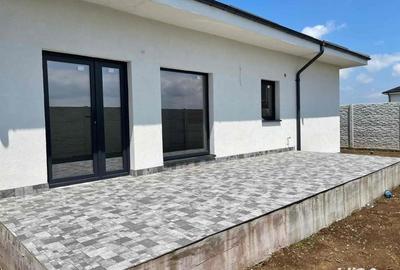 Casă cu 4 camere cu Teren 318 Mp în Buftea - 1
