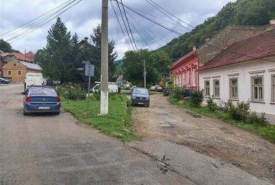 Casă individuală cu 7 camere cu Teren 502 Mp în Vest - 16