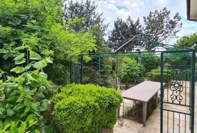 Casă cu 7 camere cu Teren 1800 Mp în Balotești - 2