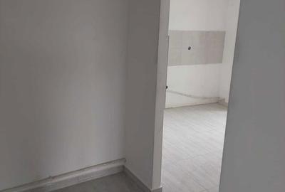 Apartament cu 3 camere în Central - 4