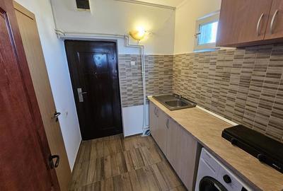 Garsonieră nedecomandată, mobilată în Dacia - 2