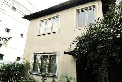 Ultracentral!! Vanzare casa C1+C2+C3 - 44 mp in Targoviste  - zona Primarie. - 2