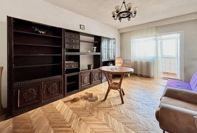 Apartament  cu 3 camere de inchiriat, Zona Icil - Decomandat