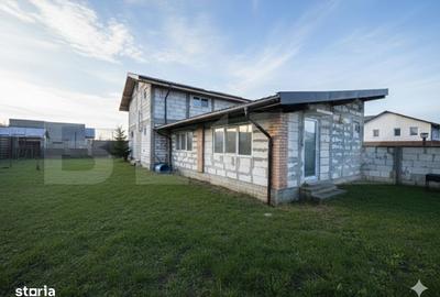 Casă cu 4 camere cu Teren 538 Mp în Priseaca - 9