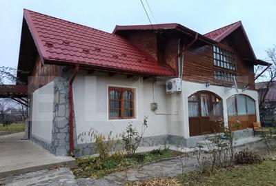 Casă cu 4 camere cu Teren 2031 Mp în Vălenii de Munte - 9