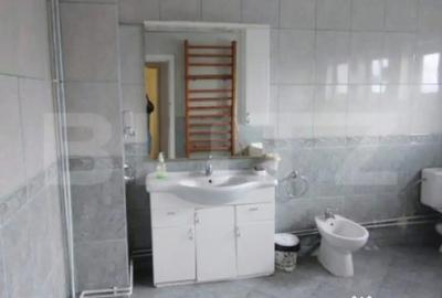 Casă cu 7 camere cu Teren 510 Mp în Predeal - 8