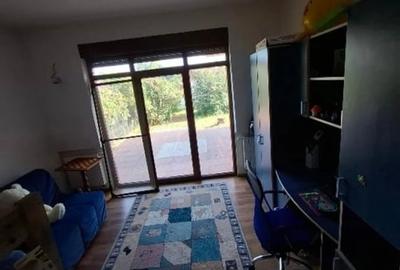Casa la curte de inchiriat | 4 camere | Snagov | 5' lac - 10