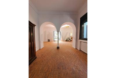 REV2005173 Casa de inchiriat Gradina Icoanei - 4