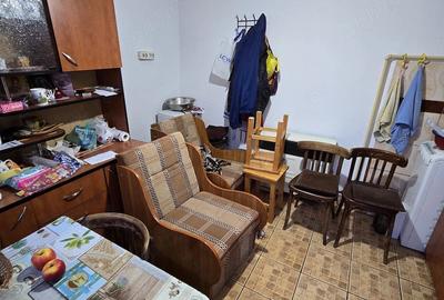 Casă cu 3 camere cu Teren 240 Mp în 23 August - 2