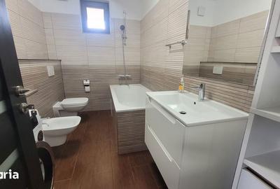 Apartament cu 3 camere în Sud - 14