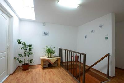 Proprietate cu 11 camere si 730 mp teren ideala sediu/ pensiune - 7