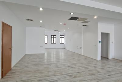 Birou, de 257 mp, în Unirii - 7