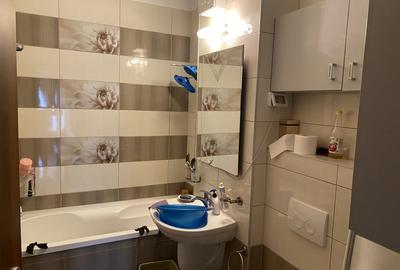 Apartament cu 3 camere decomandat în Torontalului - 10
