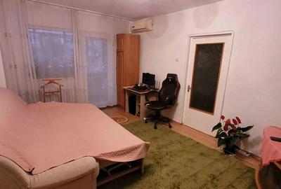 Apartament de vanzare - 4