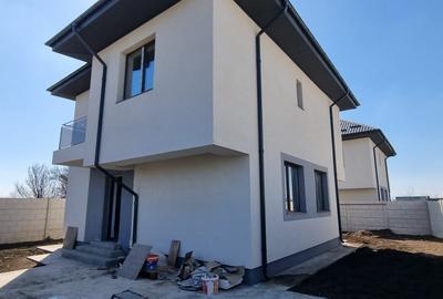 Casă individuală cu 4 camere cu Canalizare în Bragadiru - 1
