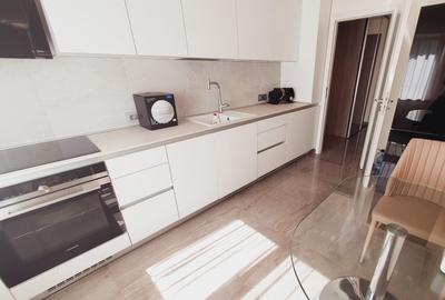 Apartament cu 3 camere decomandat, mobilat în Take Ionescu