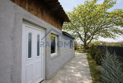 Casă cu 4 camere cu Canalizare în Puchenii Mari - 8