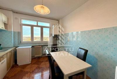Apartament cu 3 camere semidecomandat în Tipografilor