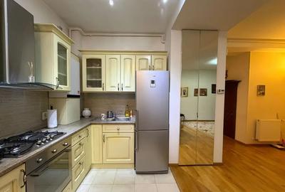 Apartament cu 2 camere decomandat în Arcul de Triumf - 9