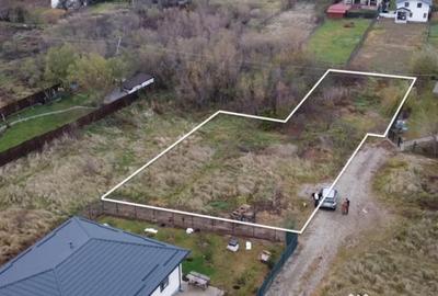 Teren de 944 mp, în Snagov