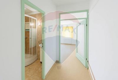 Spatiu comercial pentru clinica / laborator / cabinet medical - 6