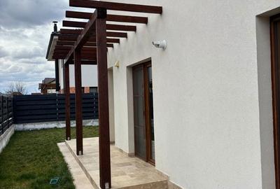 Casă cu 4 camere cu Teren 350 Mp în Apahida
