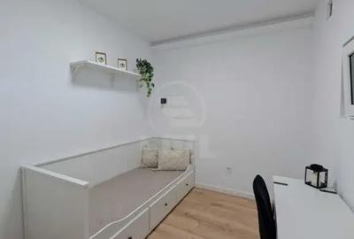 Apartament cu 3 camere semidecomandat în Florești