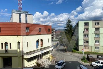 Apartament de inchiriat 4 camere 2 bai zona Mihai Viteazul din Sibiu - 12