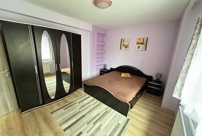 Apartament 3 camere decomandate zona Calea Cisnadiei - 4