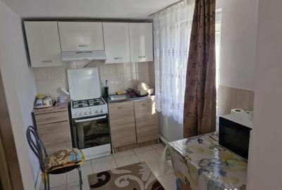 Casă cu 3 camere cu Canalizare în Aurel Vlaicu - 7