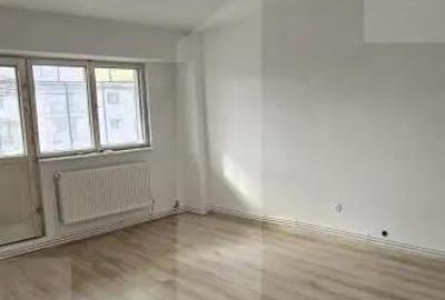 Apartament cu 3 camere, decomandat, str. Grigore Balan, Sf. Gheorghe - 2