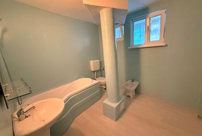 Apartament cu 3 camere semidecomandat în Exterior Vest - 1
