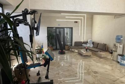 Apartament cu 4 camere decomandat în Central - 16