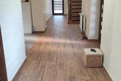 Casă cu Teren 1000 Mp în Central - 6