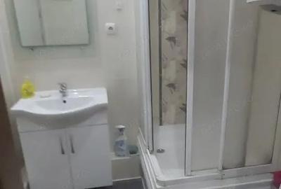 Garsonieră în Romană