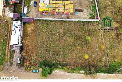 Teren de 467 mp, în Broșteni