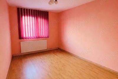 Vand apartament 3 camere Sfantu Gheorghe - 1