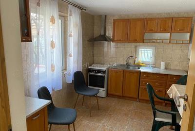 Casă cu Teren 170 Mp în Central - 2