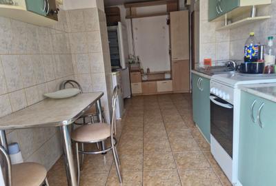 Apartament cu 3 camere decomandat, mobilat în Girocului - 10