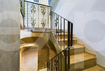 Spațiu comercial, de 130 mp, în Central - 3