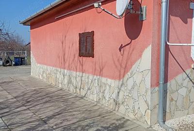 Casă cu 3 camere cu Teren 1330 Mp în Central - 3