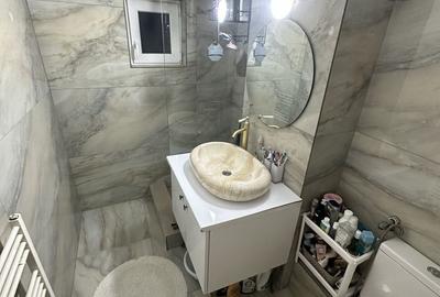 Apartament cu 3 camere semidecomandat în Central - 4