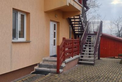 Casă cu 4 camere cu Teren 700 Mp în Satu Mare - 2