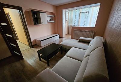 Inchiriez apartament cu doua camere, decomandat, in Micro 20 Inchiriez apartament cu doua camere, decomandat, in Micro 20 - 2