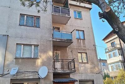 Apartament cu 2 camere decomandat în Central - 2